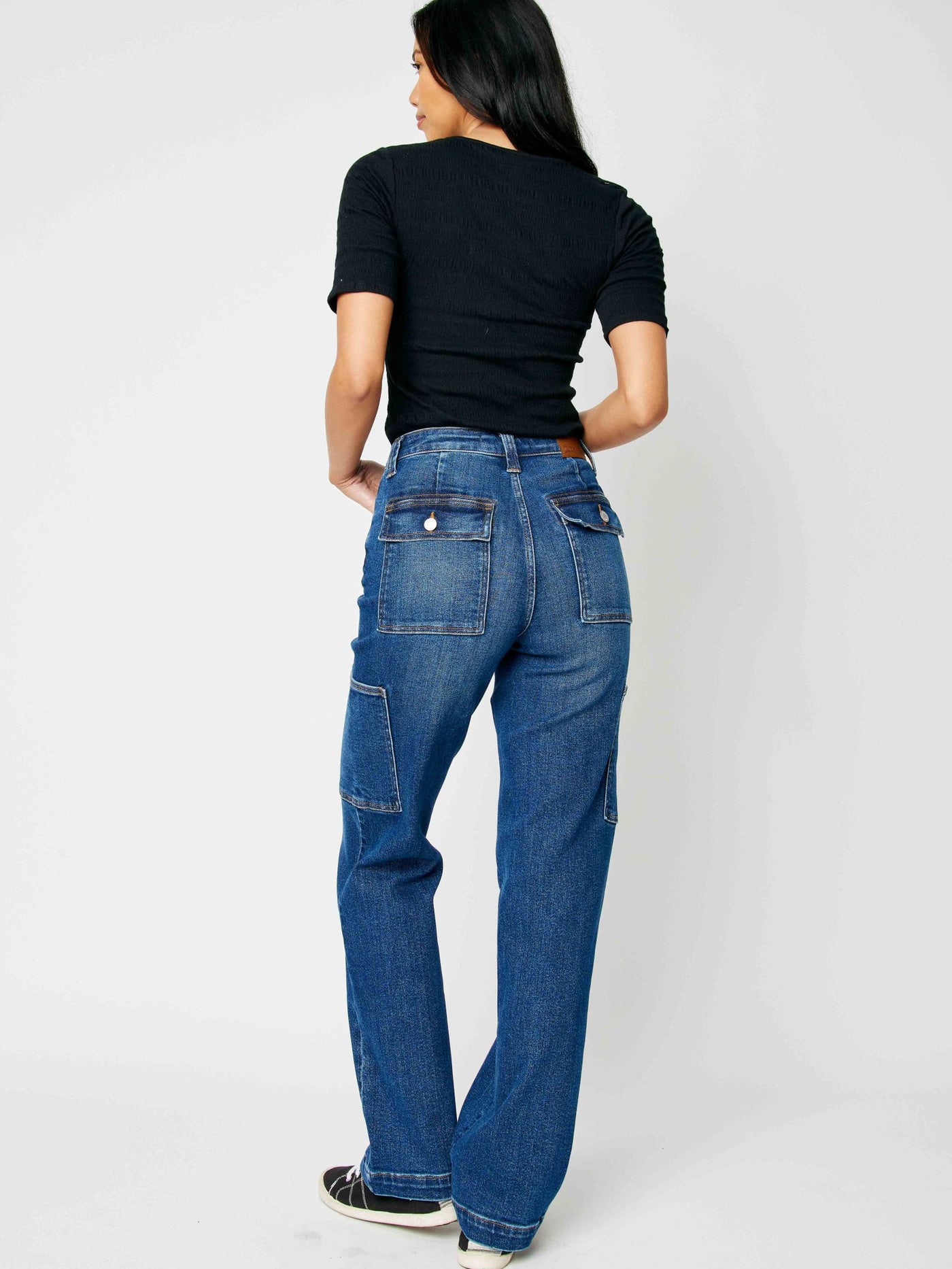  Cargo jeans with flap pockets and a vintage wash 