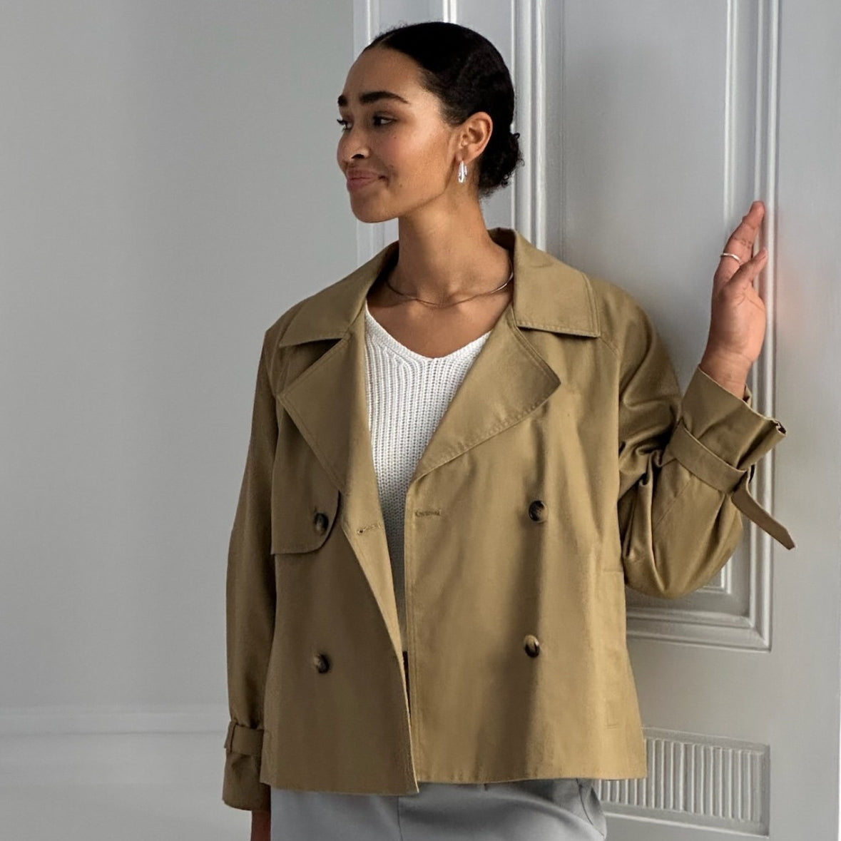 soft brushed cropped trench coat 