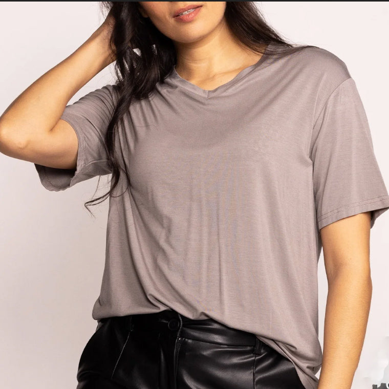 Camilla top in taupe 